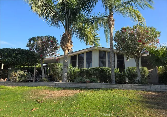 Photo 1 of Manufactured home for sale at 73450 Country Clb Dr #208, Palm Desert, CA 92260 | MLS# OC26057794 | Listing updated on 2026-09-30