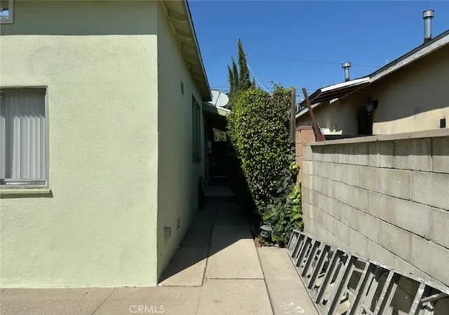 4th image of 14125 Burton, Panorama City, CA 91402 | MLS# SR26064187