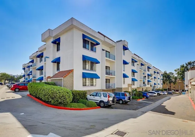 Homes for sale in San Diego, CA | 8324 Regents Rd, San Diego, CA 92122 | Houzeo