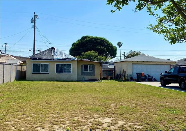 Photo 1 of Sale Pending at 14334 Gates, Baldwin Park, CA 91706 | MLS# CV26064087 | Listing updated on 2026-04-01