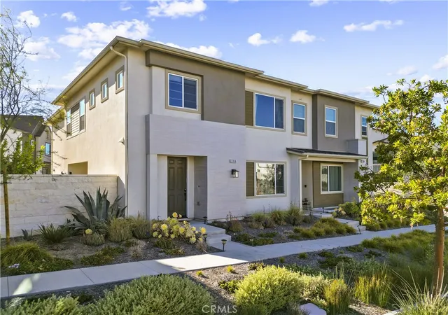 Homes for sale in Valencia, CA | 27616 Symphony Pl, Valencia, CA 91381 | MLS# SR26054634