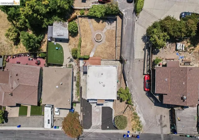37th image of 1923 Thompson Ln, El Sobrante, CA 94803 | MLS# 41128402