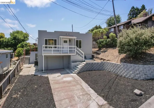 3rd image of 1923 Thompson Ln, El Sobrante, CA 94803 | MLS# 41128402