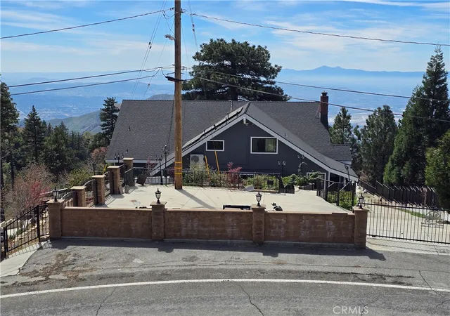 2nd image of 30461 Live Oak, Running Springs, CA 92382 | MLS# TR26059478