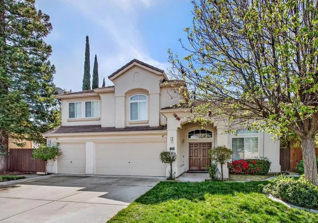 Homes for sale in Manteca, CA | 1752 Sierra Brook Ct, Manteca, CA 95337 | MLS# ML82040151