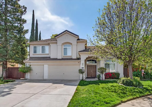 Homes for sale in Manteca, CA | 1752 Sierra Brook Ct, Manteca, CA 95337 | MLS# ML82040151