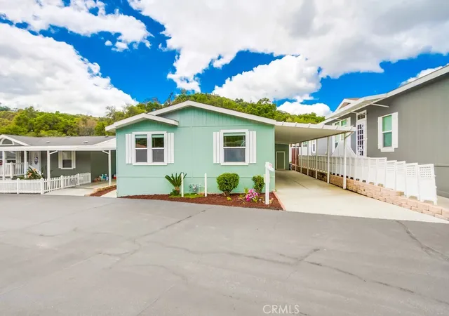 Photo 1 of Manufactured home for sale at 3909 Reche Rd #185, Fallbrook, CA 92028 | MLS# TR26063768 | Listing updated on 2026-10-03