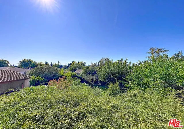 Photo 4 of Single family home for sale at 27 Clos Saint Marthe, Binghamton, NY 13910 | MLS# 26651325 | Listing updated on 2026-04-02
