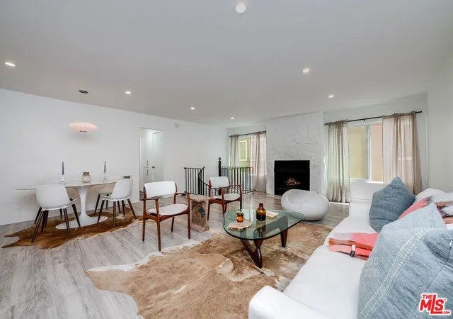 Photo 3 of Condo for sale at 16 Quarterdeck St #102, Marina Del Rey, CA 90292 | MLS# 26669487 | Listing updated on 2026-04-08