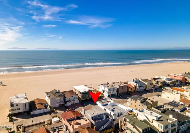 Photo 2 of Single family home for sale at 3612 Ocean Dr, Oxnard, CA 93035 | MLS# V1-35401 | Listing updated on 2026-09-30
