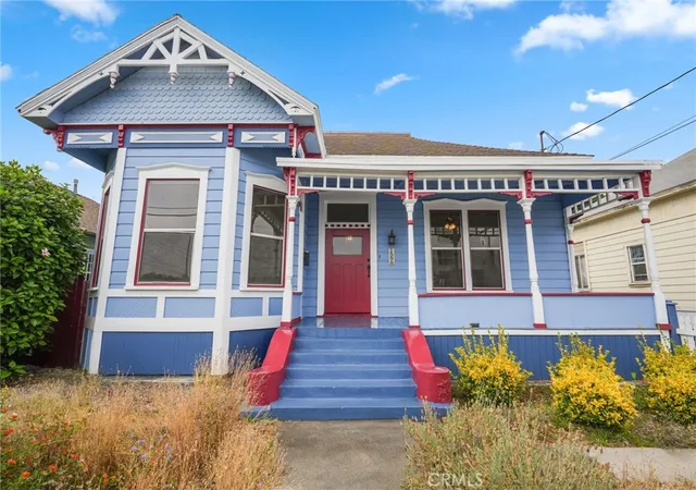 2nd image of 1598 W 36th Pl, Los Angeles, CA 90018 | MLS# SR26064816