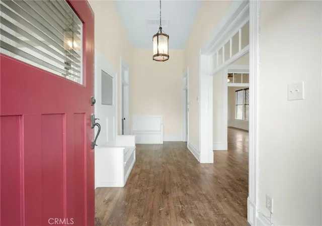 4th image of 1598 W 36Th Pl, Los Angeles, CA 90018 | MLS# SR26064816