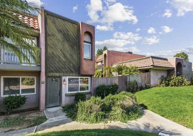 2nd image of 1423 N Broadway #E, Escondido, CA 92026 | MLS# PTP2602263