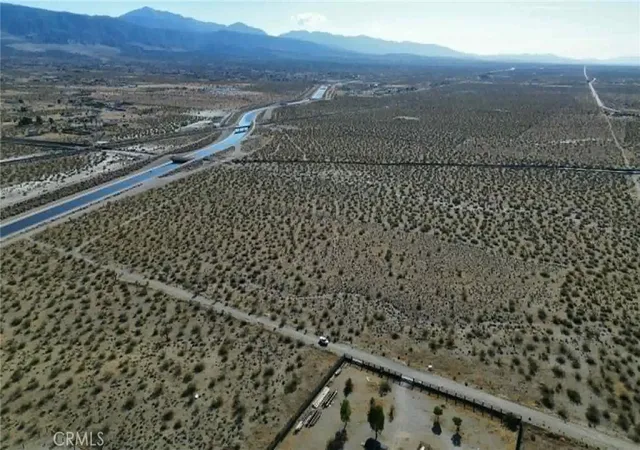 3rd image of 2025 Dos Palmas, Phelan, CA 92371 | MLS# HD26064923