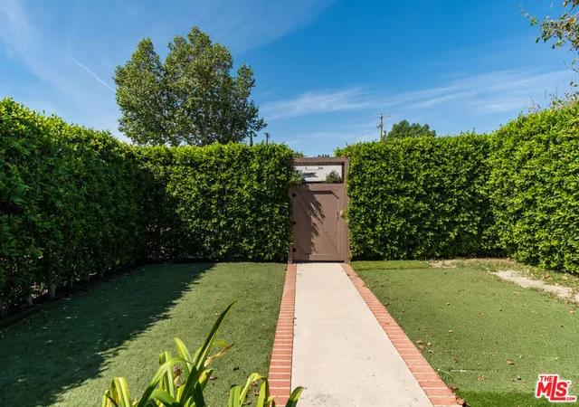 5th image of 7854 Agnes Ave, North Hollywood, CA 91605 | MLS# 26669409