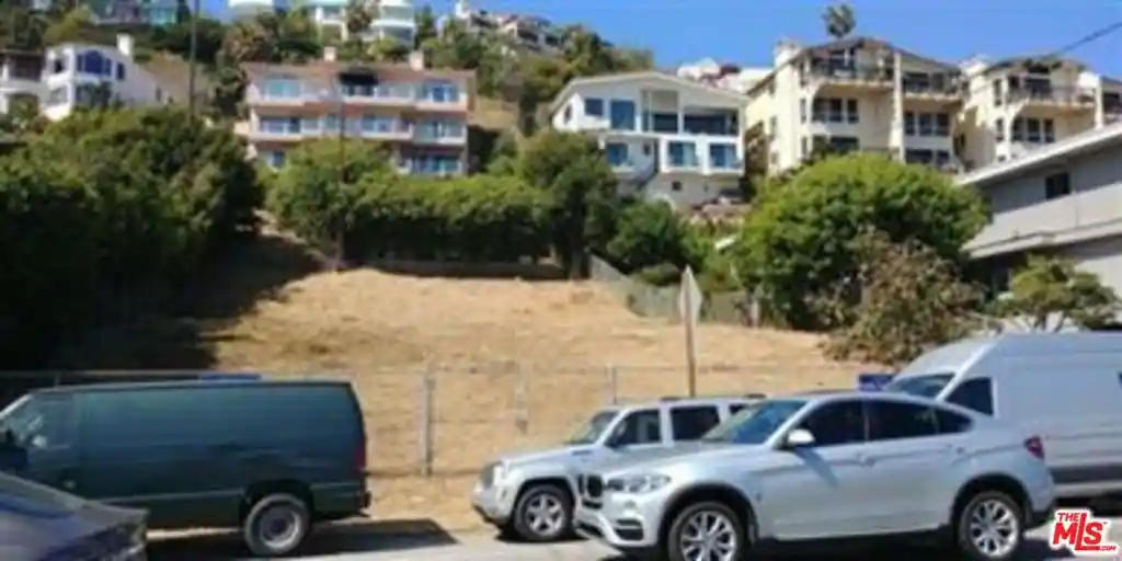Photo 1 of Land for sale at 0 Pacific Coast Hwy, Malibu, CA 90265 | MLS# 26669691 | Listing updated on 2026-08-19