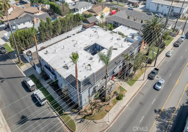4th image of 13825 Vanowen St, Van Nuys, CA 91405 | MLS# SR26065070