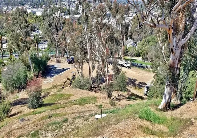 3rd image of 402 E De Anza Height Dr, San Dimas, CA 91773 | MLS# CV26065078