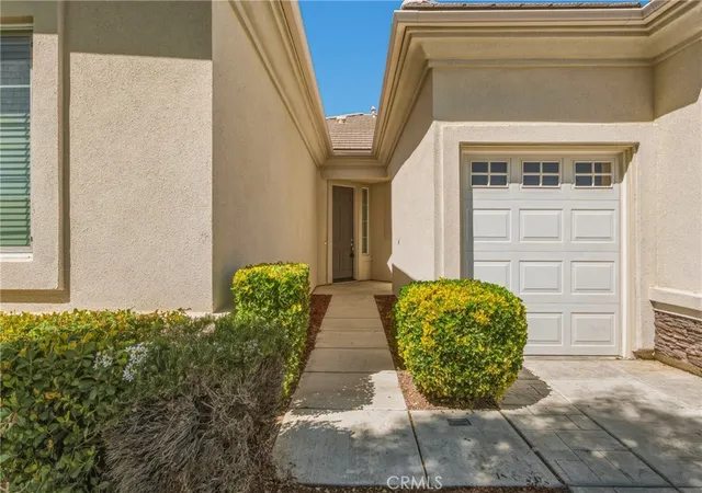 3rd image of 19300 Macklin, Apple Valley, CA 92308 | MLS# HD26065305