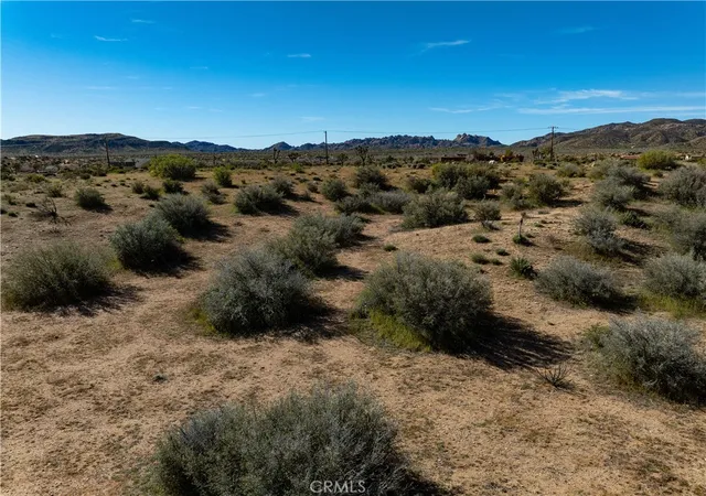 45th image of 51856 Trails End, Pioneertown, CA 92268 | MLS# JT26063319