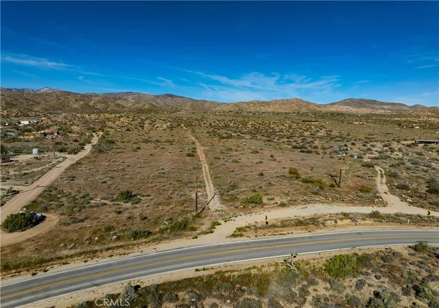 4th image of 51856 Trails End, Pioneertown, CA 92268 | MLS# JT26063319