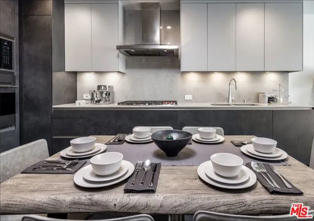 2nd image of 724 N Croft Ave #307, Los Angeles, CA 90069 | MLS# 26665865