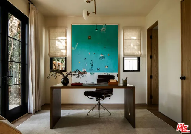 Homes for sale in Studio City, CA | 12040 Maxwellton Rd, Studio City, CA 91604 | MLS# 26669143