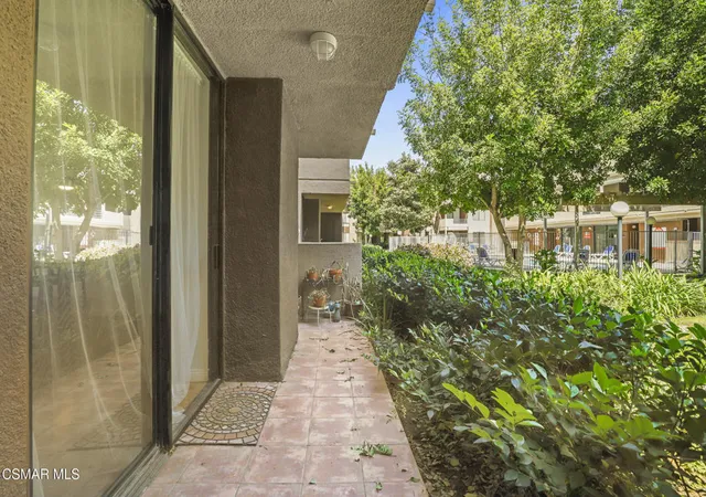 Homes for sale in Canoga Park, CA | 7826 Topanga Canyon Blvd #103, Canoga Park, CA 91304 | MLS# 226001379