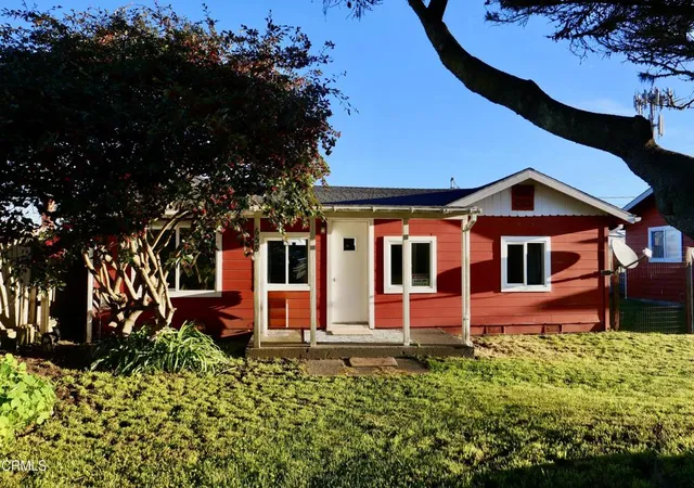 Homes for sale in Fort Bragg, CA | 658 S Franklin St, Fort Bragg, CA 95437 | MLS# C1-11307