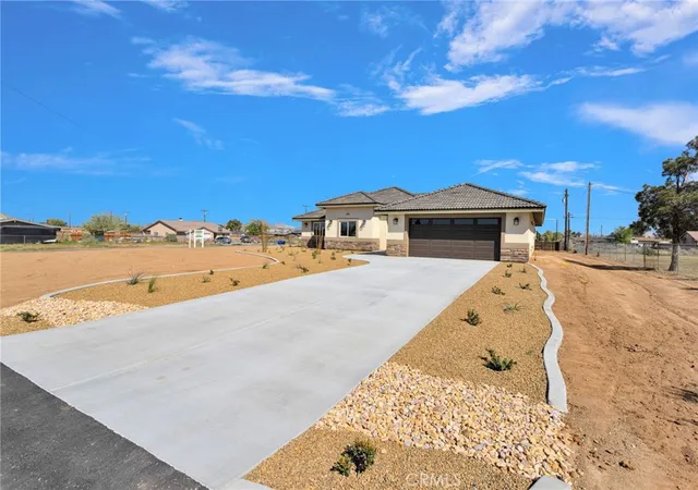 5th image of 21960 Ramona, Apple Valley, CA 92307 | MLS# HD26064915