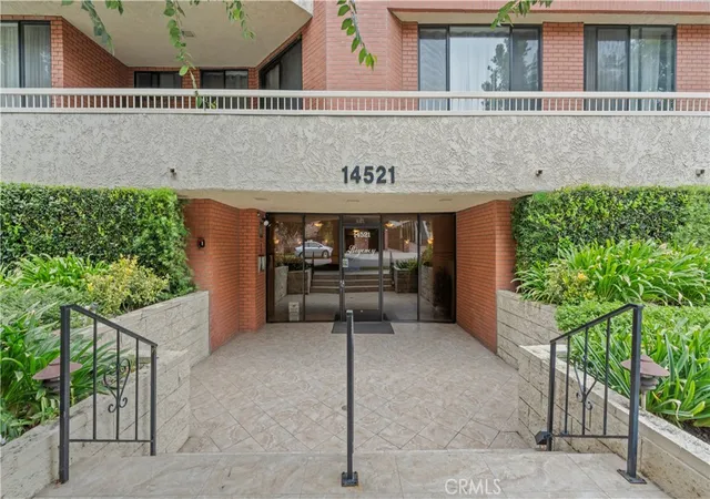 1st image of 14521 Benefit St #102, Sherman Oaks, CA 91403 | MLS# DW26065134