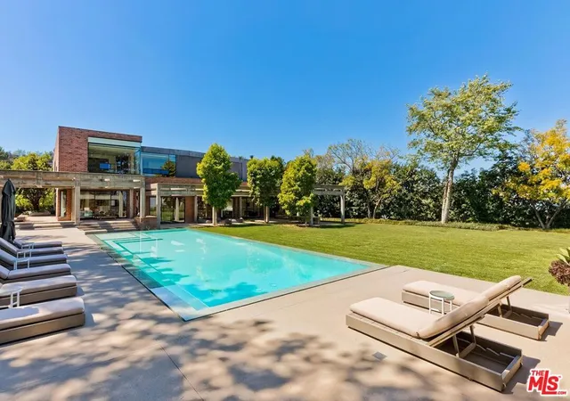 1st image of 3350 Stone Ridge Ln, Los Angeles, CA 90077 | MLS# 26669465