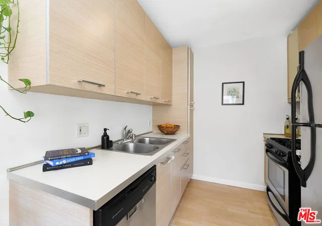 Photo 3 of Condo for sale at 6250 Fulton Ave #205, Van Nuys, CA 91401 | MLS# 26669885 | Listing updated on 2026-09-25