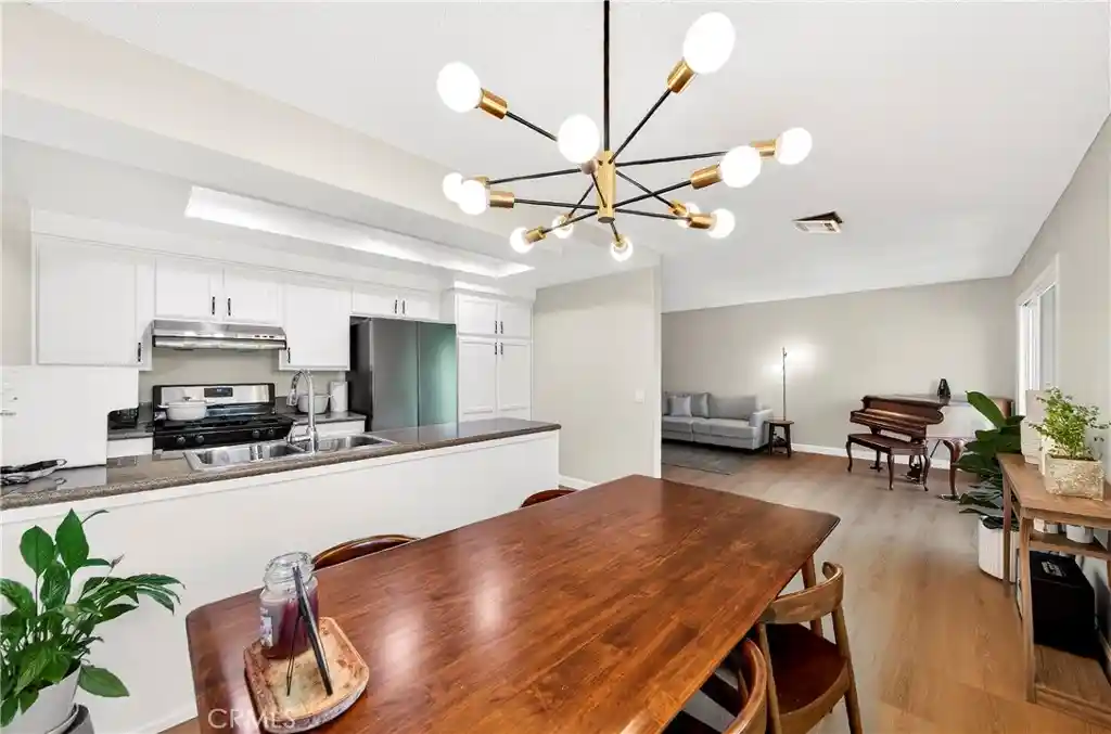 Listing Photo 2 - Condo for sale in 1525 Walnut Leaf located at 1525 Walnut Leaf, Walnut, CA 91789 - Unit #211