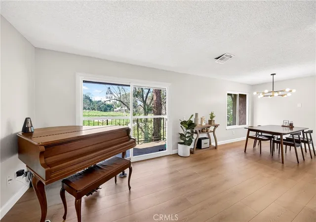 Listing Photo 3 - Condo for sale in building located at 1525 Walnut Leaf, Walnut, CA 91789 - Unit #211