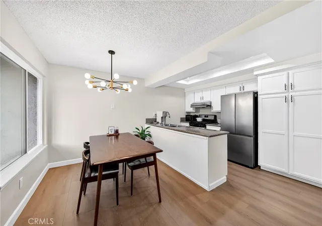 Listing Photo 4 - Condo for sale in building located at 1525 Walnut Leaf, Walnut, CA 91789 - Unit #211