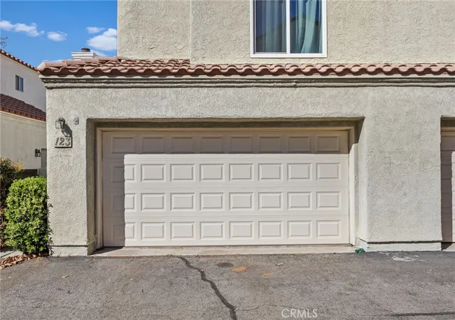 Listing Photo 3 - Condo for sale in building located at 37940 123 42nd E, Palmdale, CA 93552