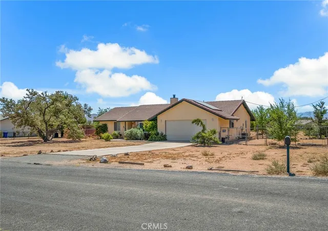 2nd image of 15155 Apache, Apple Valley, CA 92307 | MLS# HD26065665