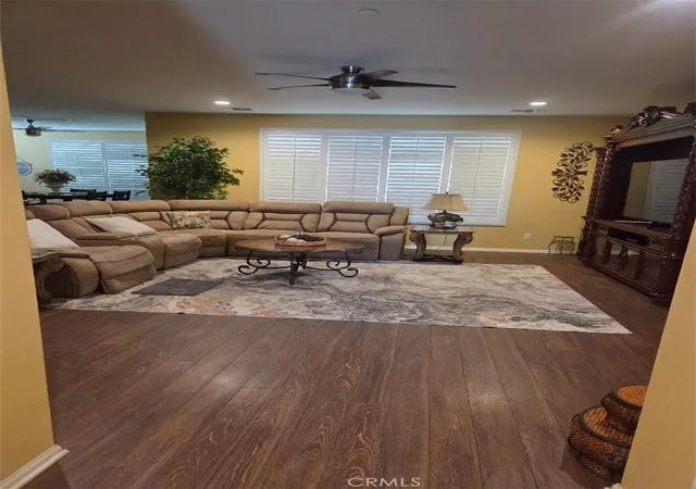 3rd image of 18924 Vinca, Apple Valley, CA 92308 | MLS# HD26041101
