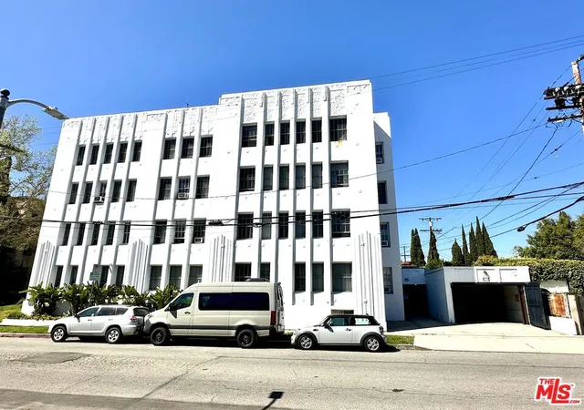 4th image of 100 N Sycamore Ave, Los Angeles, CA 90036 | MLS# 26669997