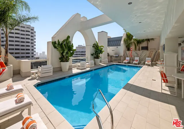 Homes for sale in Los Angeles, CA | 10520 Wilshire Boulevard, Los Angeles, CA 90024 | Houzeo