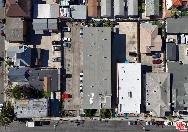 3rd image of 2335 Wall St, Los Angeles, CA 90011 | MLS# 26669741