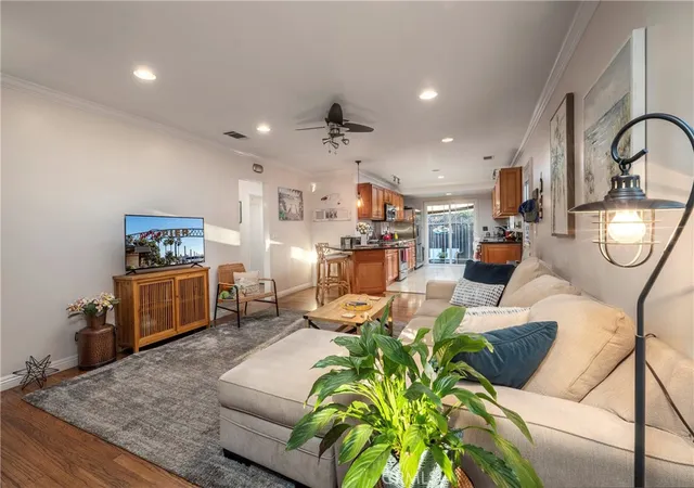 Photo 2 of Sale Pending at 314 Saint Joseph, Long Beach, CA 90814 | MLS# OC26065713 | Listing updated on 2026-09-16