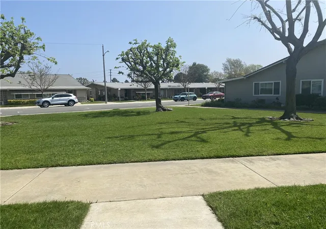 3rd image of 13101 Oak Hills Dr, M9-234J, Seal Beach, CA 90740 | MLS# PW26064898