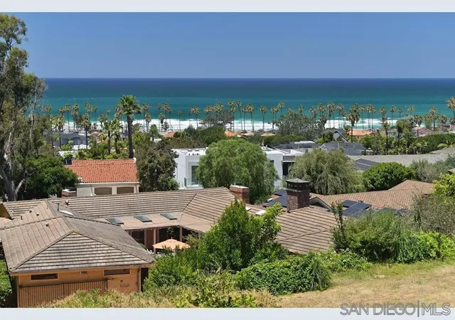 Homes for sale in La Jolla, CA | 8305 Calle Del Cielo, La Jolla, CA 92037 | MLS# 260007171SD