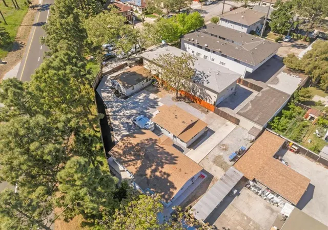 Photo 2 of Multi family home for sale at 760762 S 9th Street, San Jose, CA 95112 | MLS# ML82040466 | Listing updated on 2026-08-04