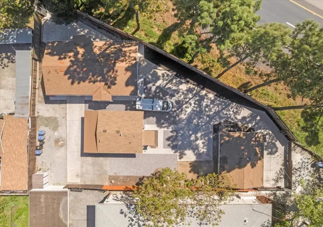 Listing Photo 4 - Condo for sale in building located at 760762 S 9th St, San Jose, CA 95112