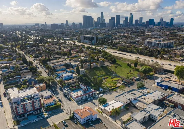 4th image of 616 N Alvarado St, Los Angeles, CA 90026 | MLS# 26668091