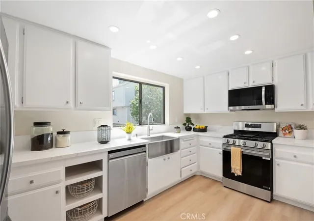 Photo 2 of Condo for sale at 3618 W Estates #A, Rolling Hills Estates, CA 90274 | MLS# SB26040928 | Listing updated on 2026-09-11