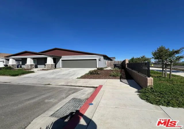 2nd image of 935 Northwich Ln, Patterson, CA 95363 | MLS# 26670201